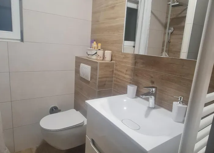 Duplex House - Private Muna